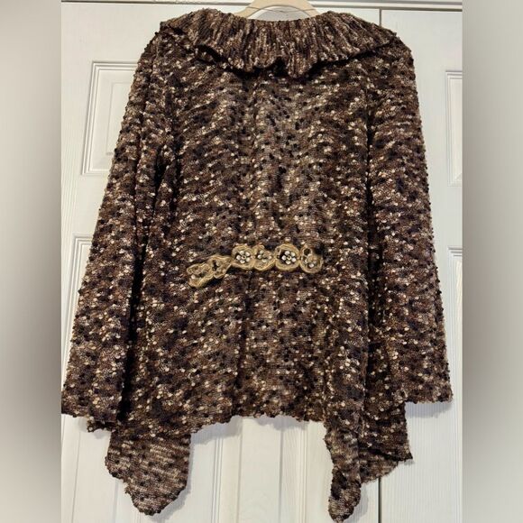 Beautiful! Conrad C Collection detailed & ruffled cardigan! - Picture 12 of 14